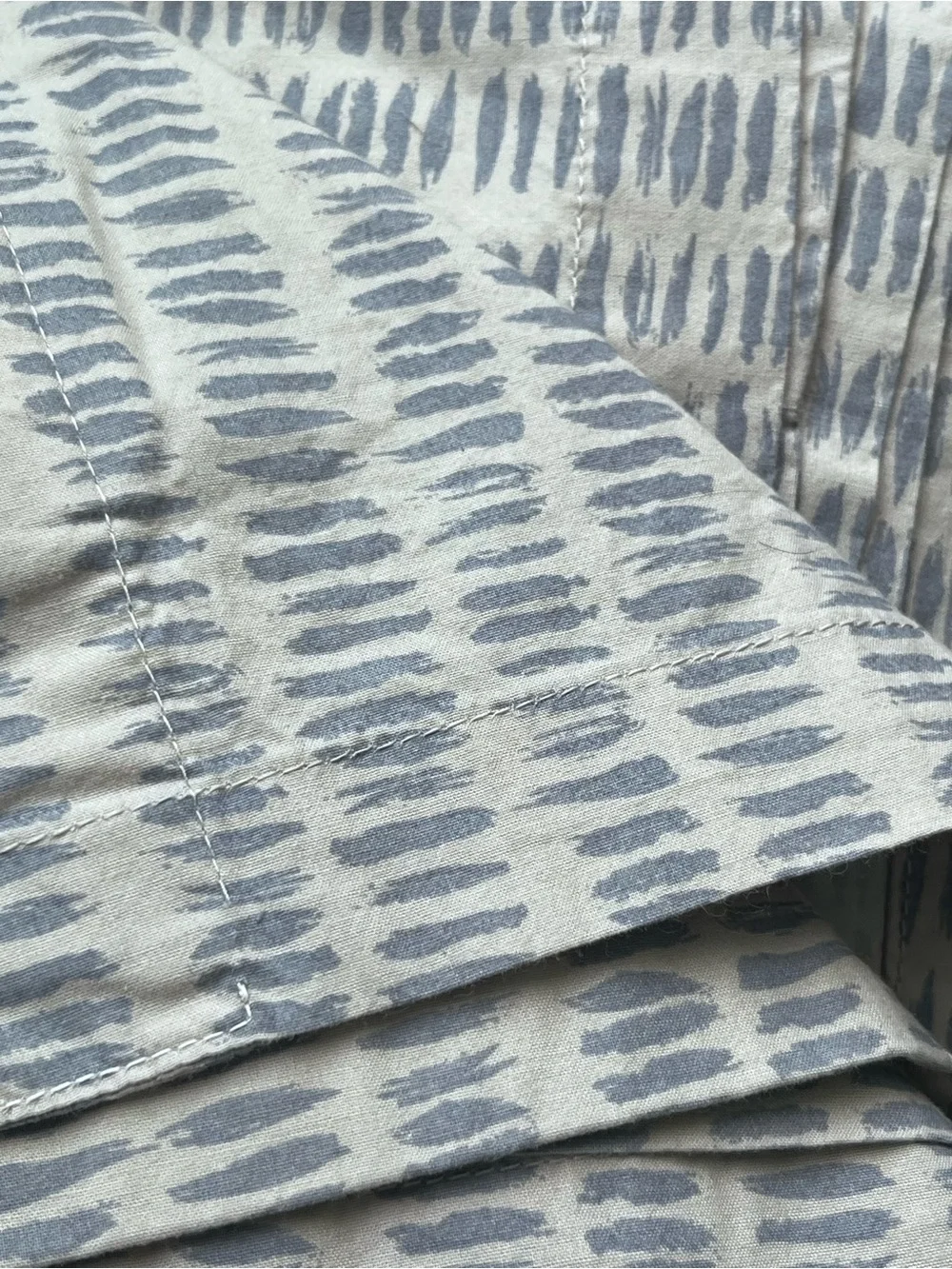 RH TEEN Grey Patterned Cotton Twin size sheet+ PC